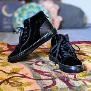 Black Velour Guess High Tops NWOT